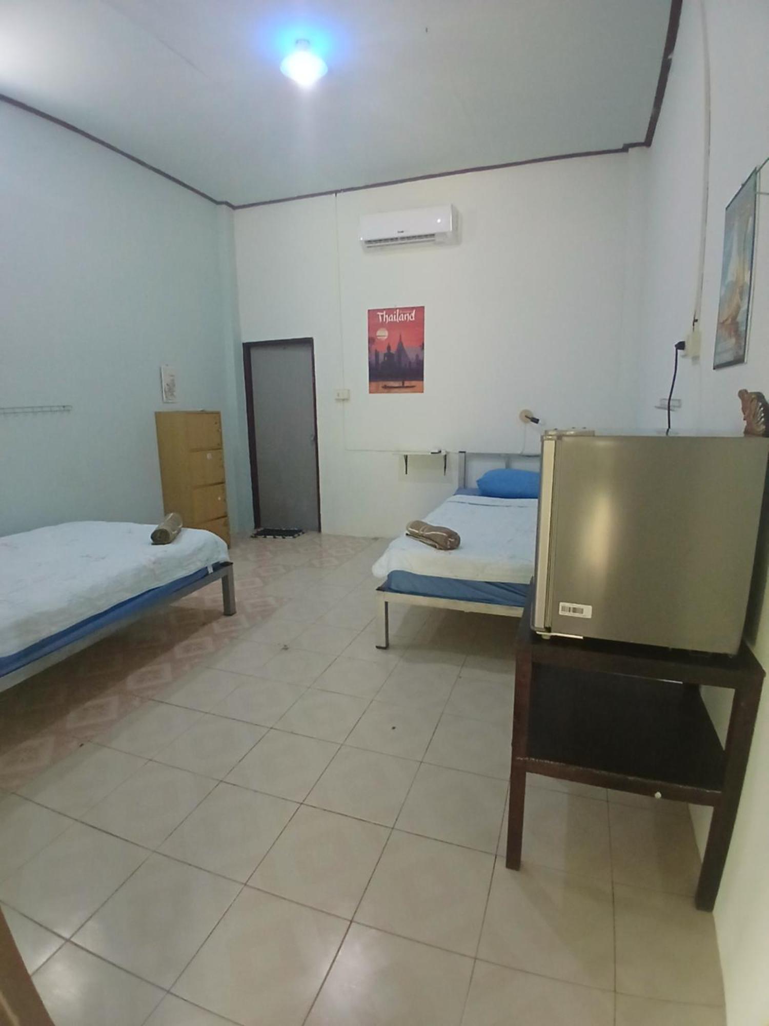 Hill Station Hostel At Chor Chaba Ko Kut Exterior photo
